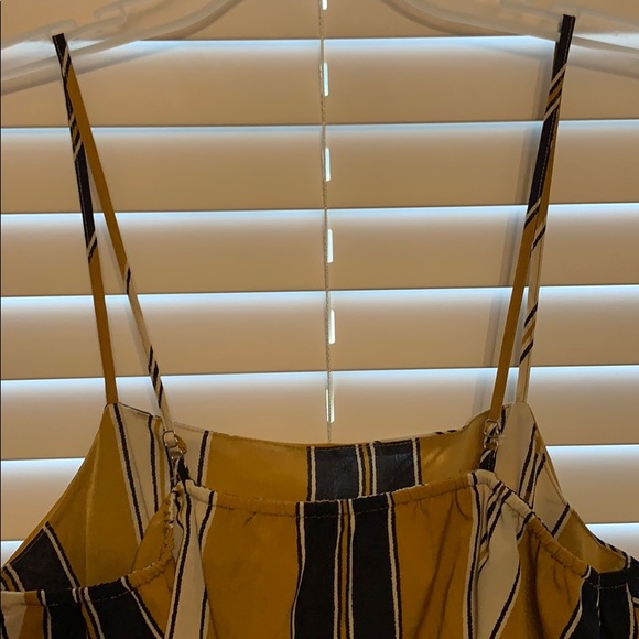 NWOT Romper! - Picture 3 of 3